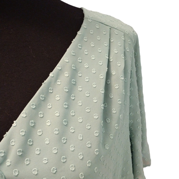 Evri Button Down Short Sleeve Blouse - Picture 4 of 7